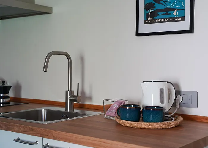 Lalieve - Casadelresto * Gaiola